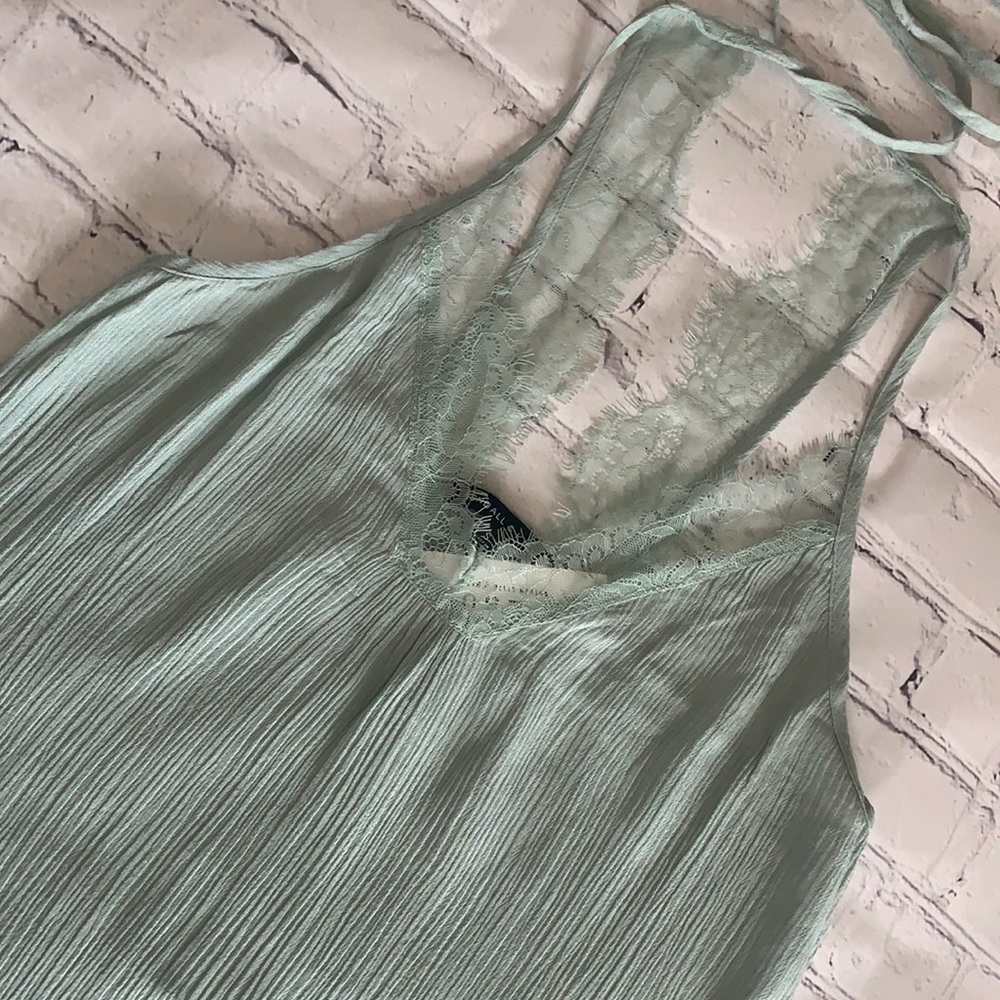 Lace detail top